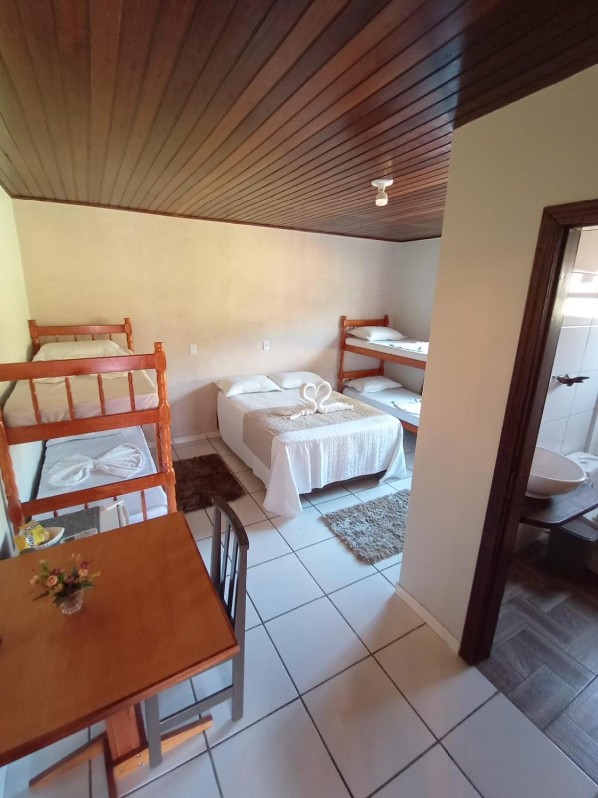 Pousada Vo Lica Com Piscina Penha  Buitenkant foto