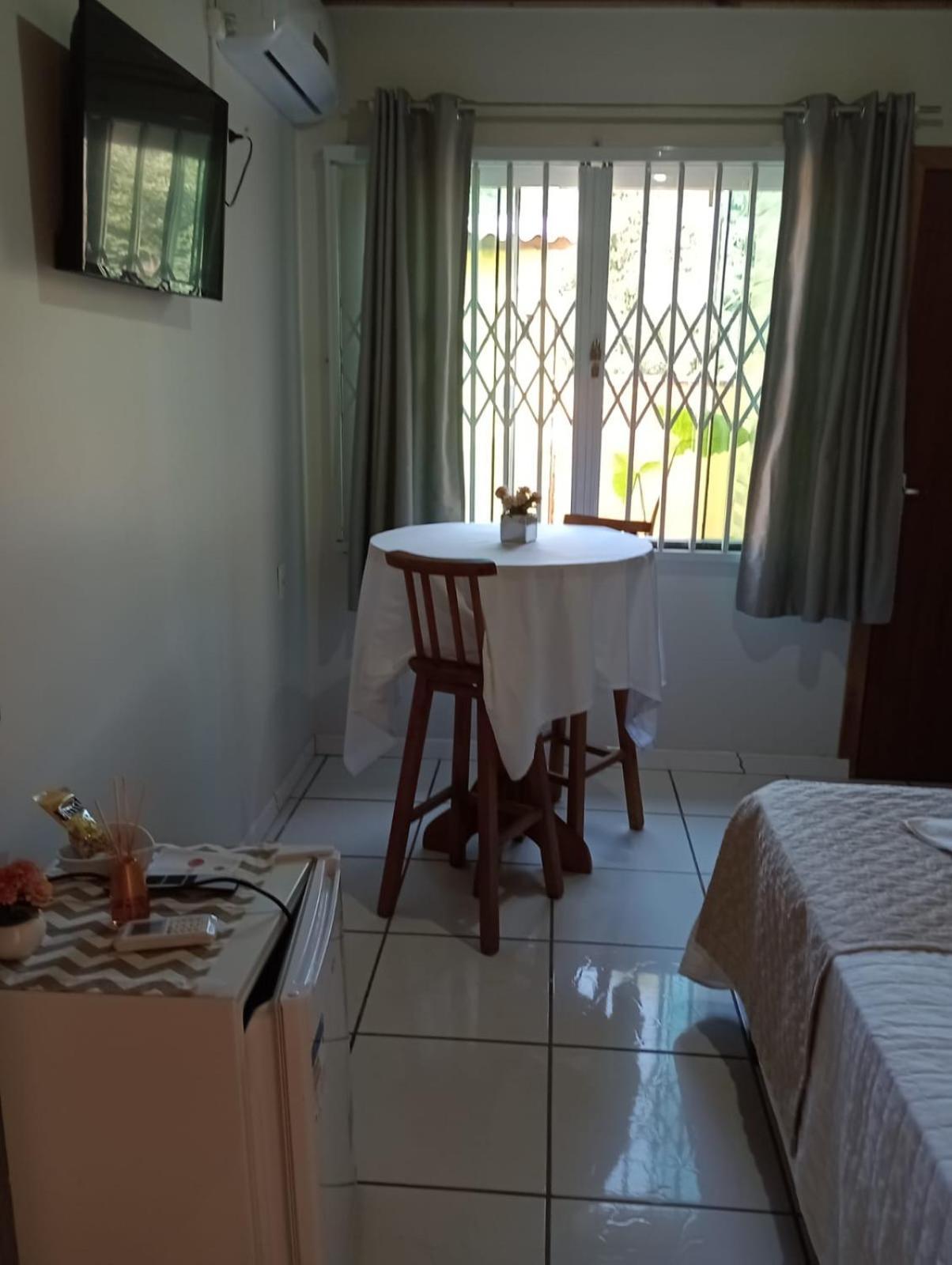 Pousada Vo Lica Com Piscina Penha  Buitenkant foto